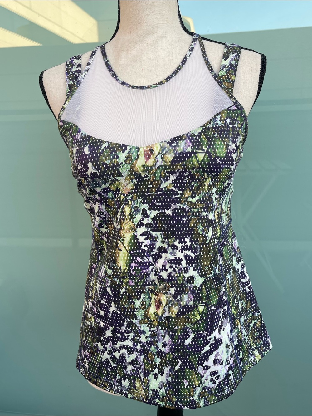 Lululemon Running in the City Tank Top Multicolor Abstract Floral Print Mesh 8